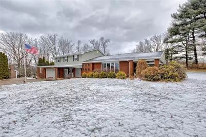 149 Crest View, Hempfield Township, PA 15601 - Photo 2