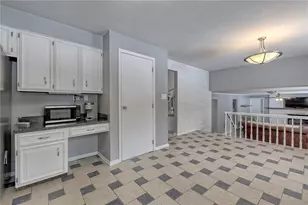 149 Crest View, Hempfield Township, PA 15601 - Photo 18