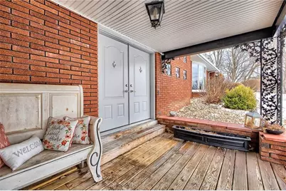 149 Crest View, Hempfield Township, PA 15601 - Photo 4