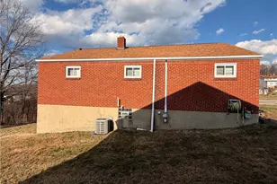 3802 Grant St, South Park, PA 15129 - Photo 2