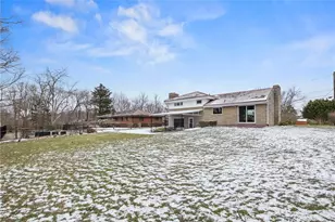 217 Pinecrest Dr, Pittsburgh, PA 15237 - Photo 38