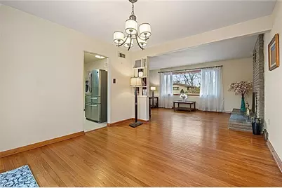 217 Pinecrest Dr, Pittsburgh, PA 15237 - Photo 10