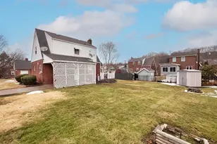 1814 Pleasant Ave, New Kensington, PA 15068 - Photo 4