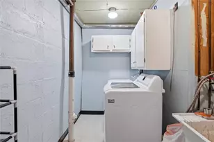 1337 Centerman Ave, Bethel Park, PA 15102 - Photo 32