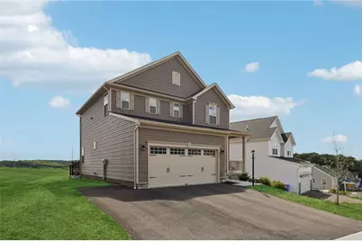 517 Blake Dr., Jackson Township, PA 16063 - Photo 2