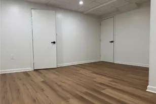 772 Scott Rd, Pittsburgh, PA 15228 - Photo 14