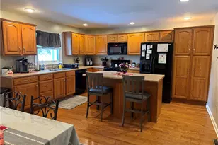 250 Kennedy Ave, East Vandergrift, PA 15642 - Photo 8