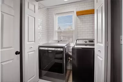 1815 Sidney St, Pittsburgh, PA 15203 - Photo 18