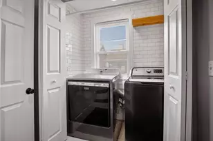 1815 Sidney St, Pittsburgh, PA 15203 - Photo 18