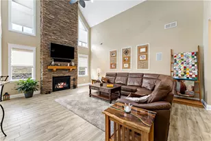 719 Mission Hills Dr, Cecil, PA 15317 - Photo 6