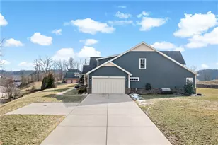 719 Mission Hills Dr, Cecil, PA 15317 - Photo 34