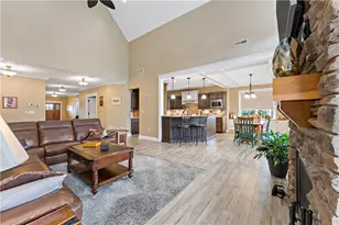 719 Mission Hills Dr, Cecil, PA 15317 - Photo 8