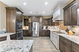 719 Mission Hills Dr, Cecil, PA 15317 - Photo 16