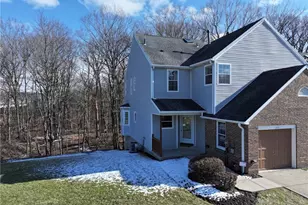 1593 St Andrews Dr, Oakmont, PA 15139 - Photo 2