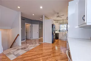 1593 St Andrews Dr, Oakmont, PA 15139 - Photo 4