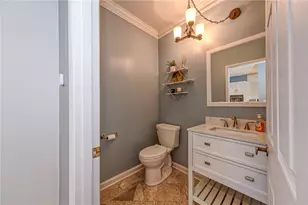 1593 St Andrews Dr, Oakmont, PA 15139 - Photo 10