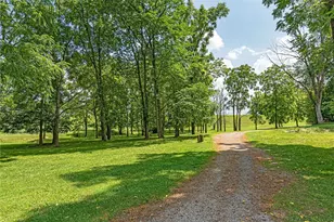 1056 Lakeside Dr, McDonald, PA 15057 - Photo 2