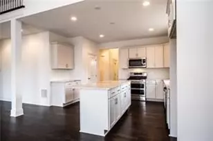 1056 Lakeside Dr, McDonald, PA 15057 - Photo 16