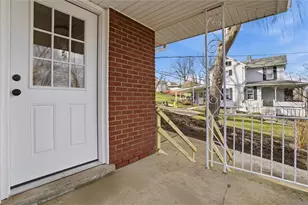 230 Clairmont St, North Huntingdon, PA 15642 - Photo 2