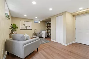 230 Clairmont St, Irwin, PA 15642 - Photo 16