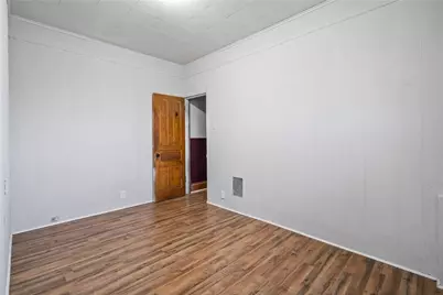200 Moye Pl, Pittsburgh, PA 15210 - Photo 16