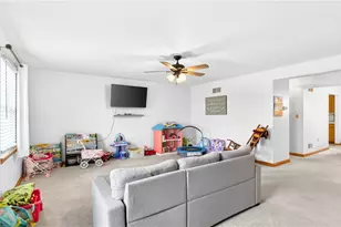 431 Linda Ln, Chartiers, PA 15342 - Photo 14