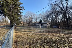 367 Studebaker Rd, Slippery Rock, PA 16057 - Photo 4