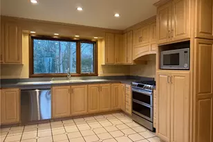 5072 Northlawn Cir, Murrysville, PA 15632 - Photo 4