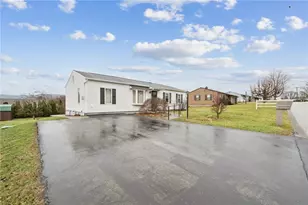 34 Hemlock Dr, Latrobe, PA 15650 - Photo 28