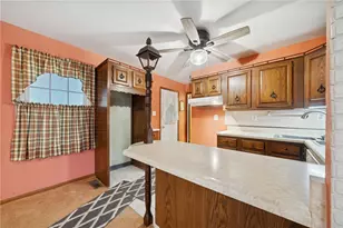 34 Hemlock Dr, Latrobe, PA 15650 - Photo 12