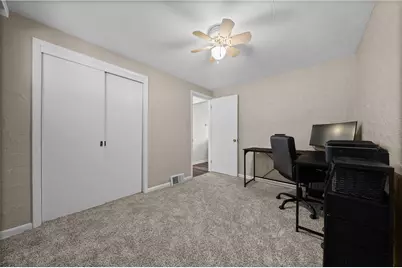 106 Windsor Dr, Hempfield Township, PA 15642 - Photo 22