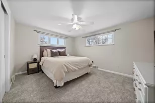 106 Windsor Dr, Hempfield Township, PA 15642 - Photo 16