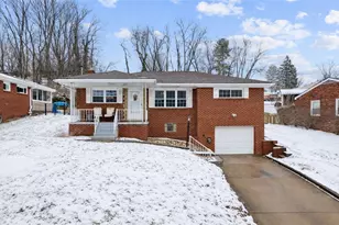 106 Windsor Dr, Hempfield Township, PA 15642 - Photo 1