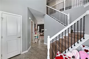 224 Foxwood Rd, Moon/Crescent Twp, PA 15108 - Photo 2