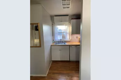 600 American St, California, PA 15419 - Photo 6