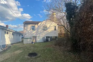 600 American St, California, PA 15419 - Photo 2