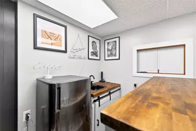 5224 Meadowcrest Rd, Pittsburgh, PA 15236 - Photo 16