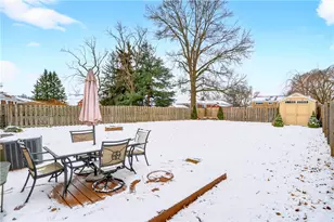 5224 Meadowcrest Rd, Pittsburgh, PA 15236 - Photo 20