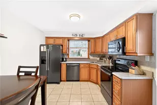 5224 Meadowcrest Rd, Pittsburgh, PA 15236 - Photo 4