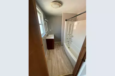 750 Glenn St, South Strabane, PA 15301 - Photo 16