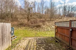 1233 Meadowbrook Dr, North Strabane, PA 15317 - Photo 22