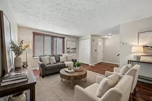 4467 Laurel Oak Dr, Hampton, PA 15101 - Photo 6