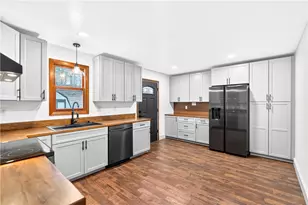 221 Oakdale Rd, Darlington Township, PA 16115 - Photo 16