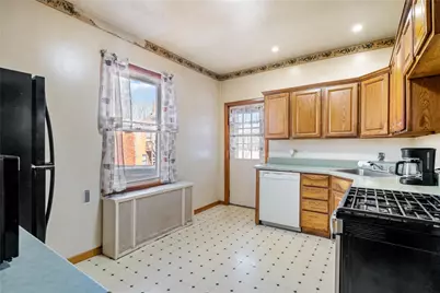 3234 Bainton St, Pittsburgh, PA 15212 - Photo 8