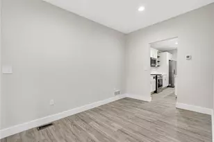 516 Carolyn Ave, Pittsburgh, PA 15202 - Photo 10