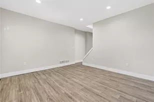 516 Carolyn Ave, Pittsburgh, PA 15202 - Photo 6