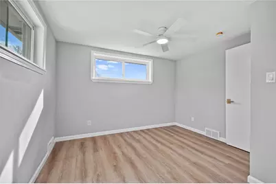 703 Parkview, Mount Pleasant Township, PA 15666 - Photo 14