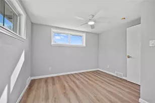 703 Parkview, Mount Pleasant Township, PA 15666 - Photo 14