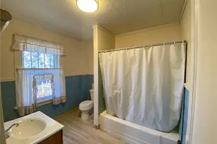 3 E Leasure, New Castle, PA 16105 - Photo 14