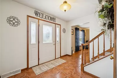 184 Washington Dr, Jefferson Township, PA 15438 - Photo 4